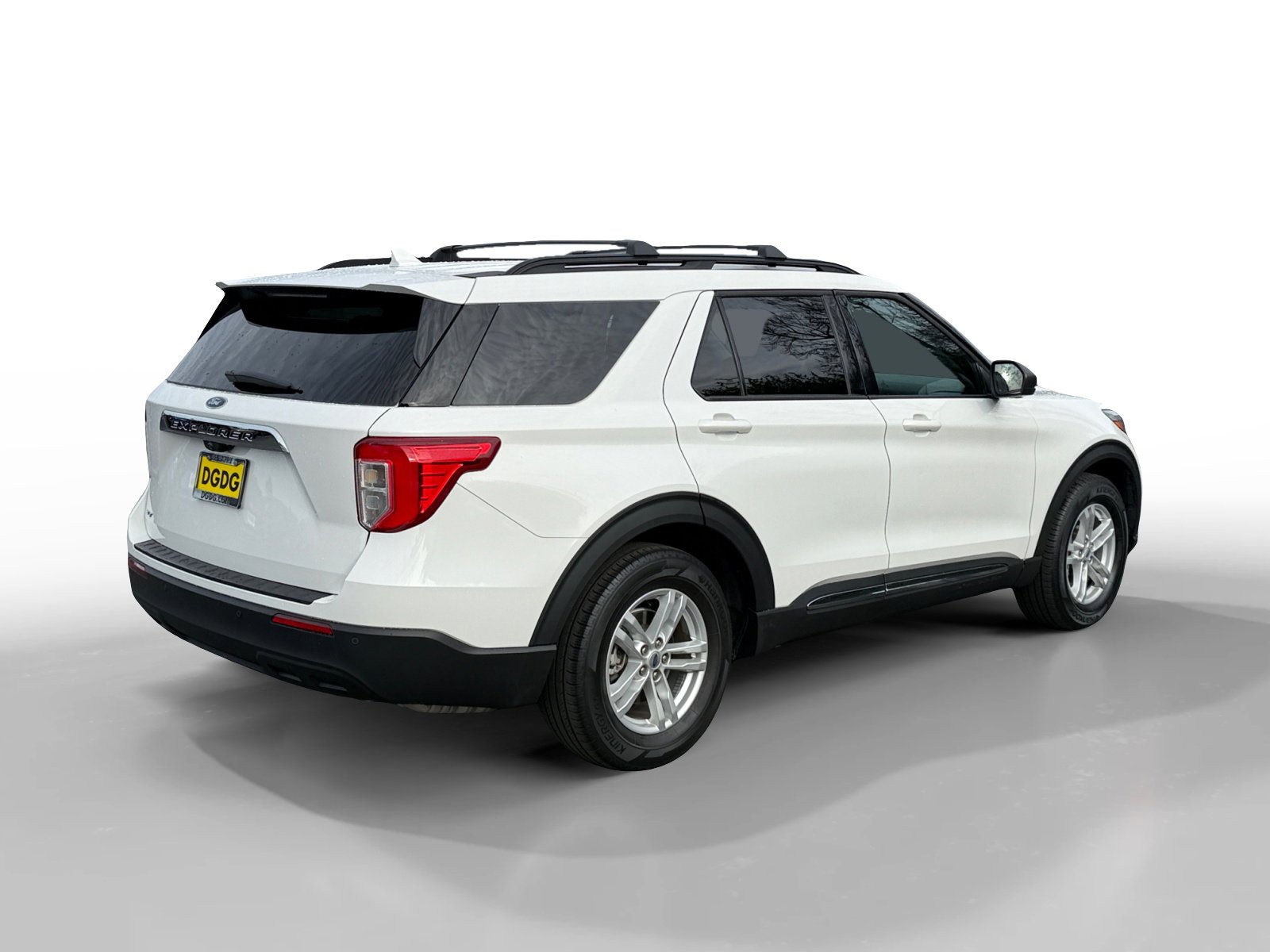 Used 2022 Ford Explorer XLT image 5