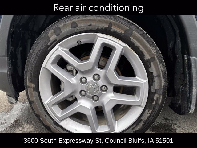 Used 2025 Honda Passport EX-L image 11