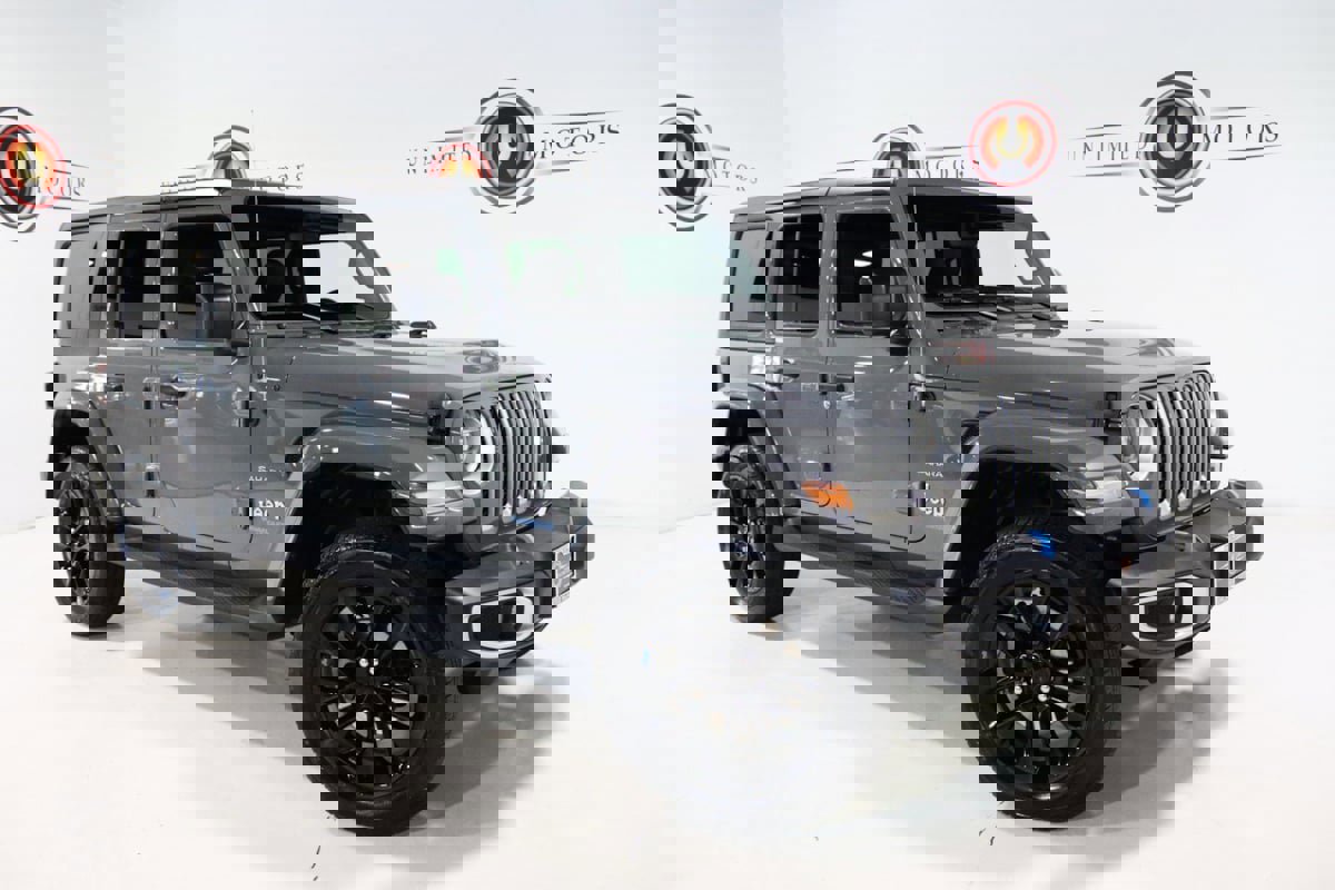 Used 2022 Jeep Wrangler Unlimited Sahara w/ Cold Weather Group image 90