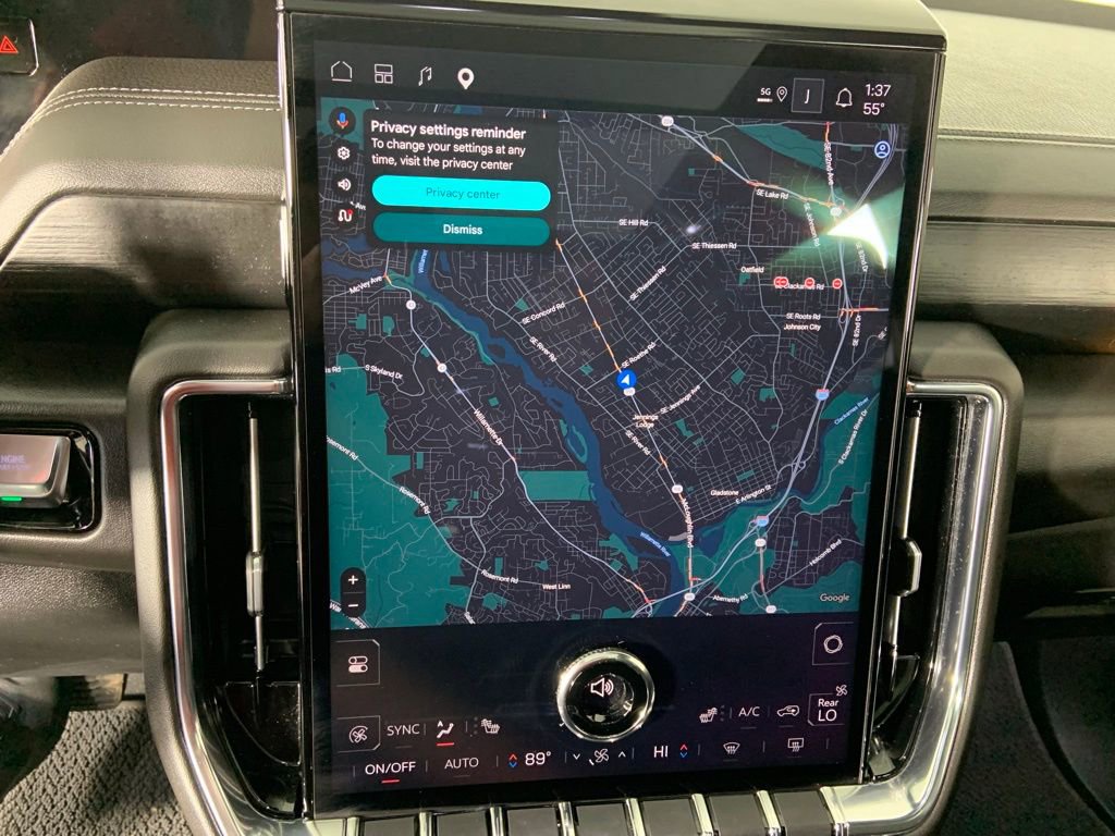 Used 2025 GMC Yukon Denali w/ Sun & Power Step Package image 35