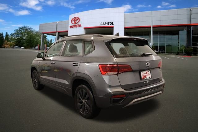 Used 2022 Volkswagen Taos S image 4