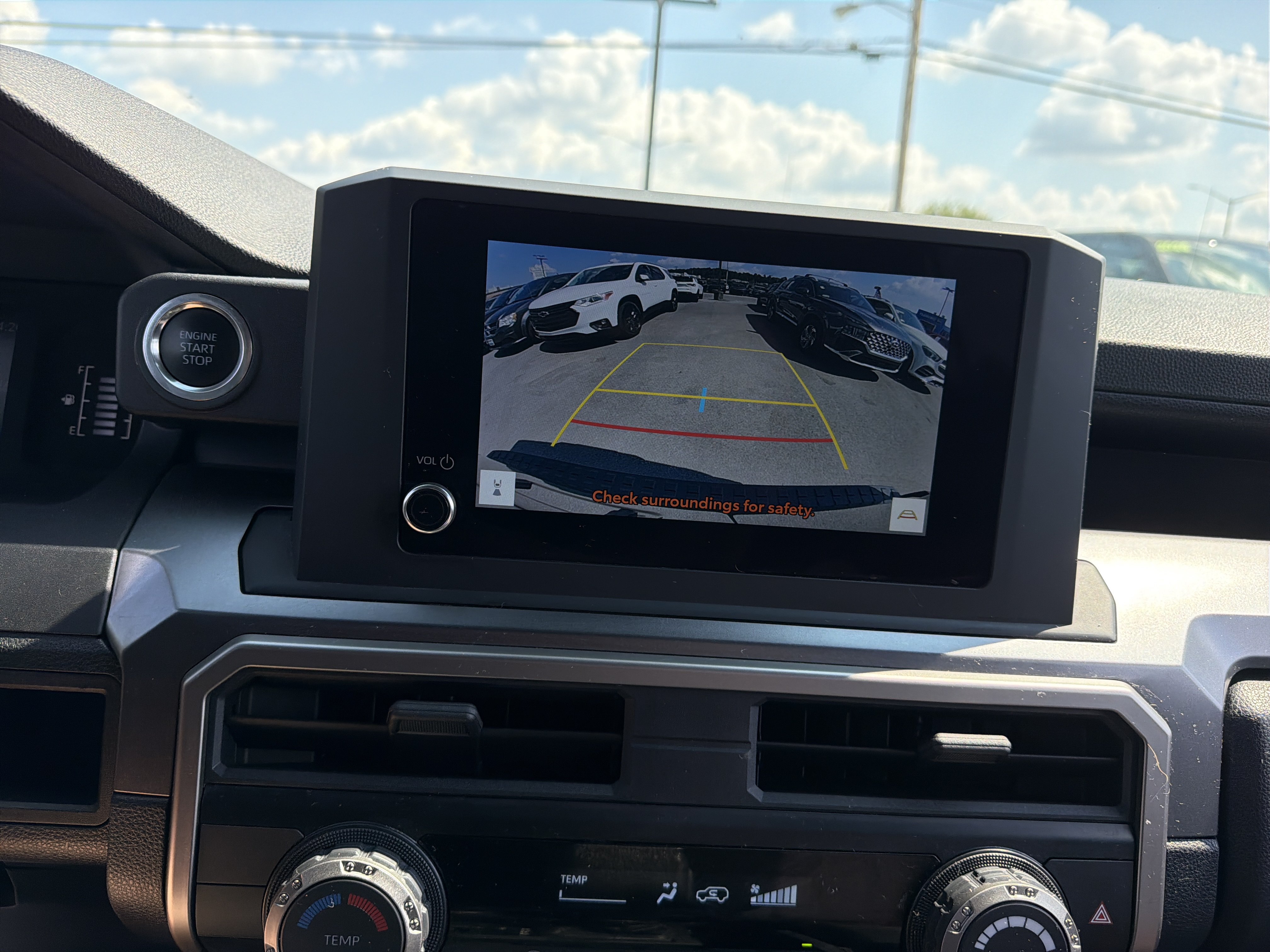 Used 2025 Toyota 4Runner SR5 AWD/4WD image 24