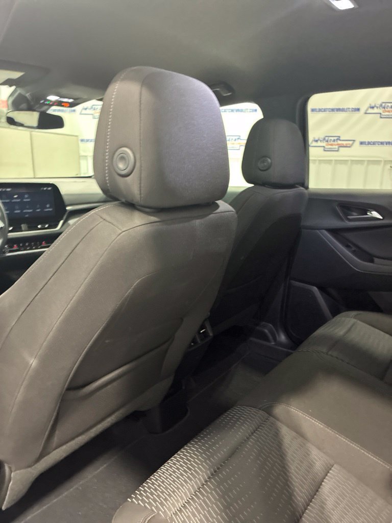 Used 2026 Chevrolet Equinox LT AWD/4WD image 29