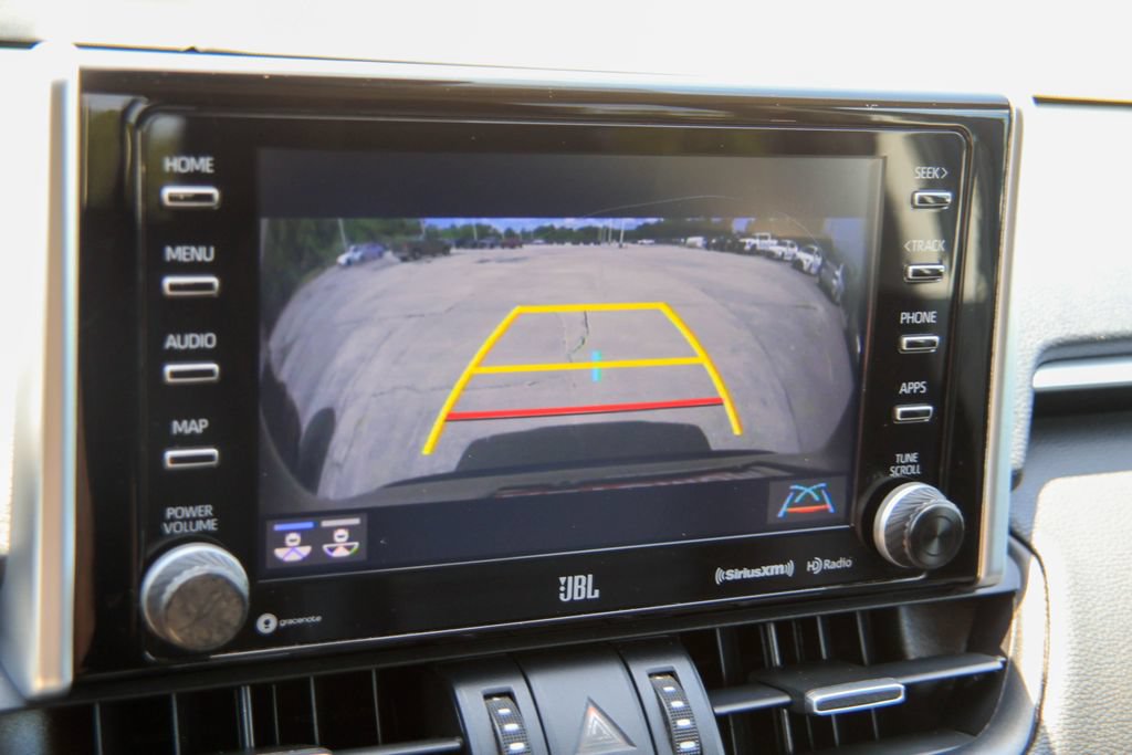 Used 2019 Toyota RAV4 Limited FWD image 5