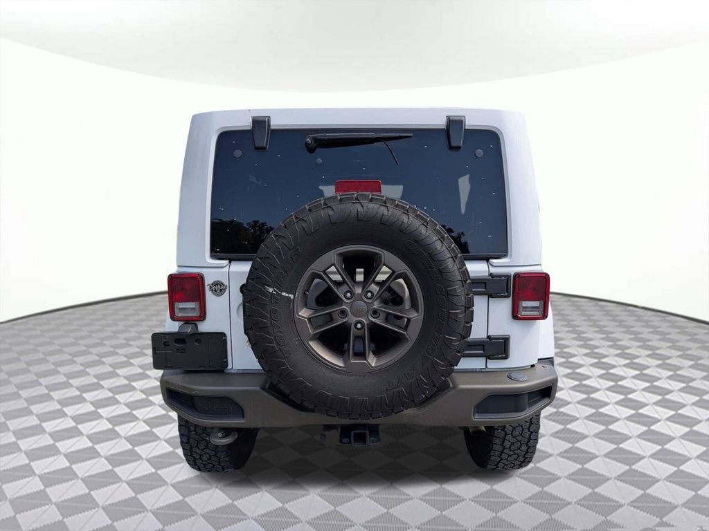Used 2017 Jeep Wrangler Unlimited Sahara AWD/4WD image 4