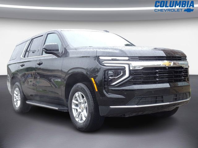 Used 2025 Chevrolet Tahoe LS RWD image 1