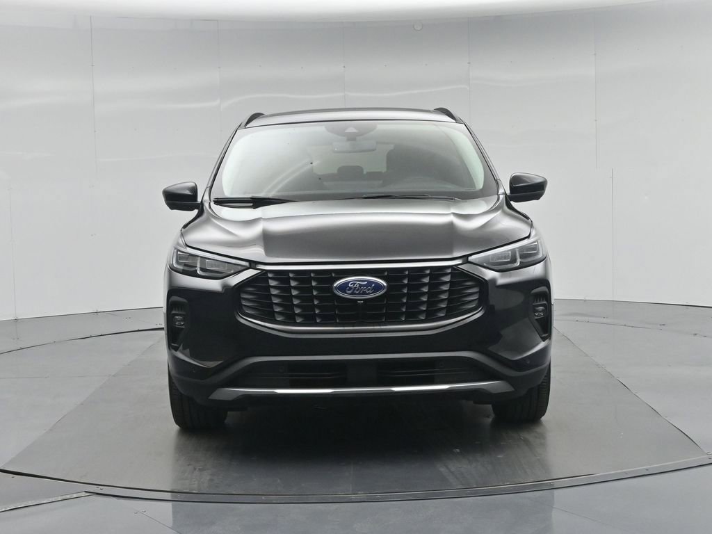 Certified 2025 Ford Escape Platinum w/ Premium Technology Package image 57