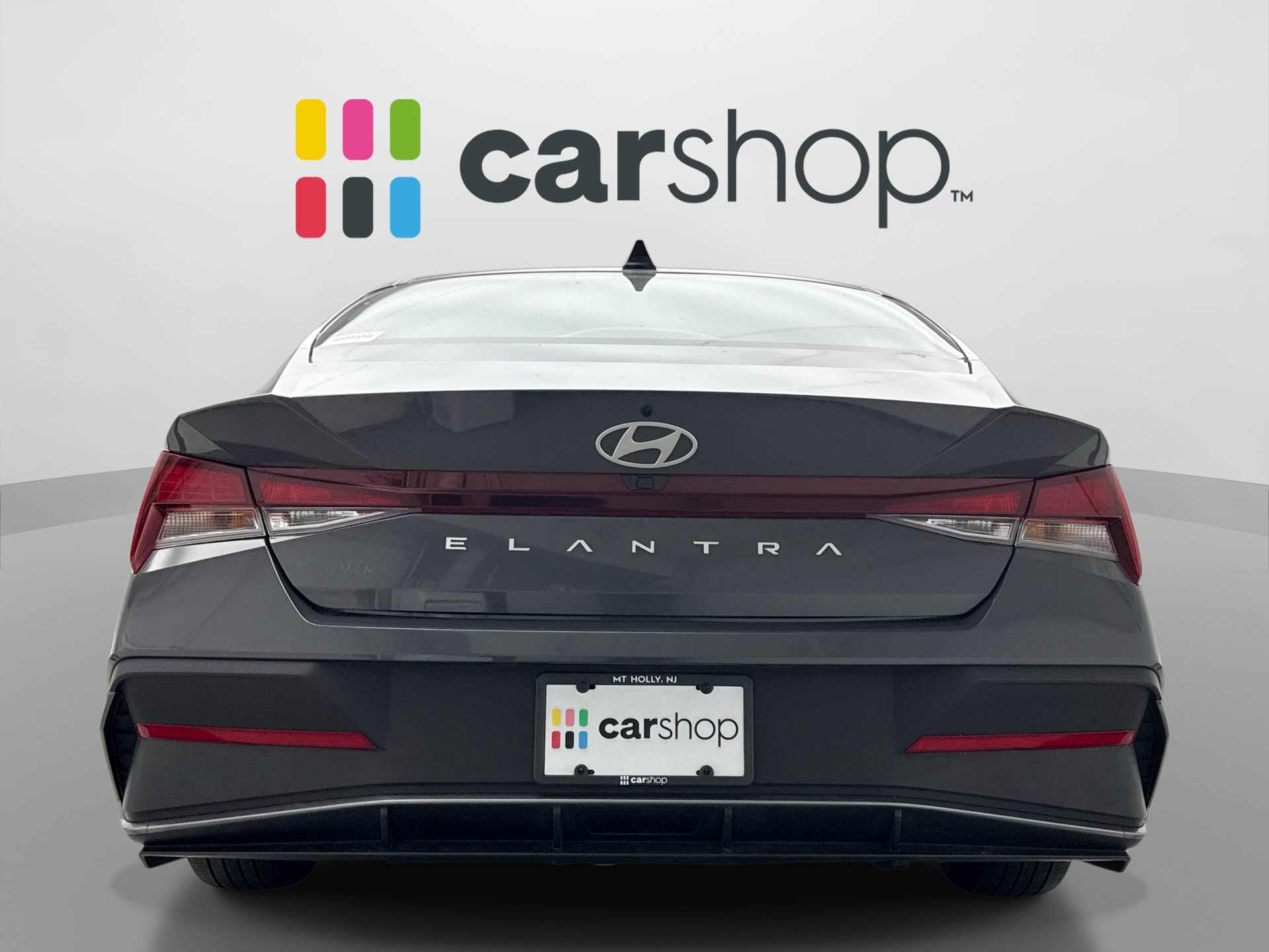 Used 2024 Hyundai Elantra SEL FWD image 4