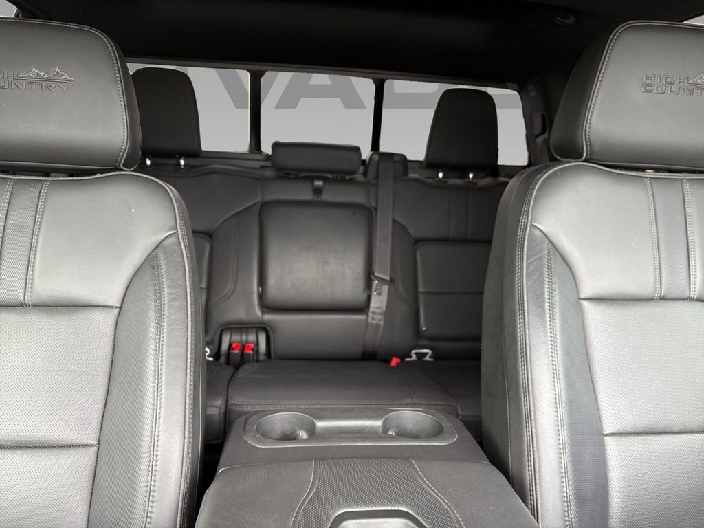 Used 2022 Chevrolet Silverado 3500 High Country image 2