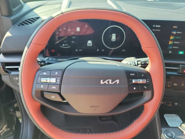 New 2026 Kia Sportage SX FWD image 15