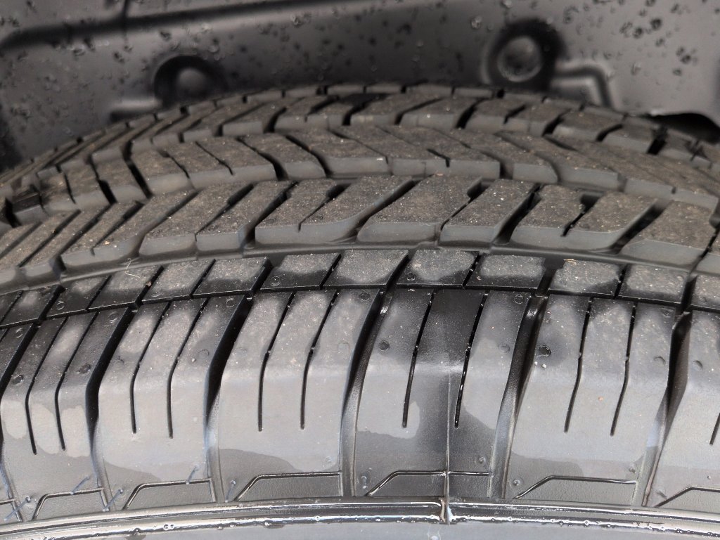 New 2025 Jeep Wrangler Sahara image 27