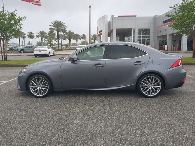 Used 2016 Lexus IS 200t w/ Premium Package image 7