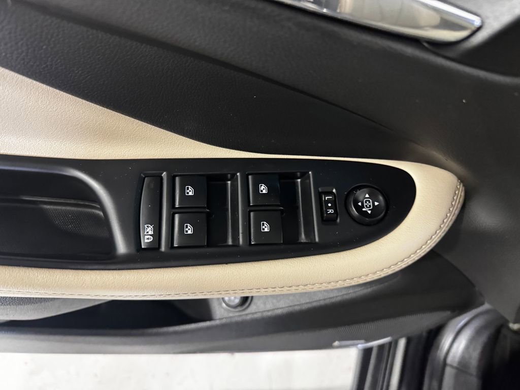 Used 2017 Buick Envision Premium w/ Driver Confidence Package AWD/4WD image 19