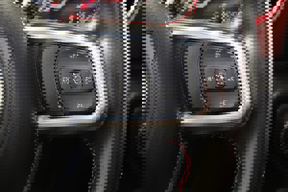 Used 2021 Jeep Gladiator Rubicon w/ LED Lighting Group image 32