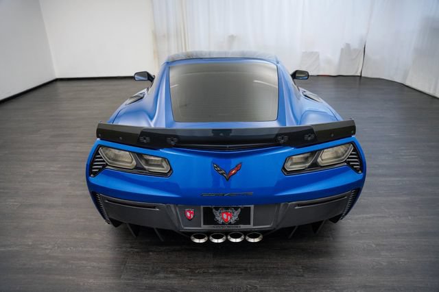 Used 2015 Chevrolet Corvette Z06 w/ 3LZ Preferred Equipment Group RWD image 15