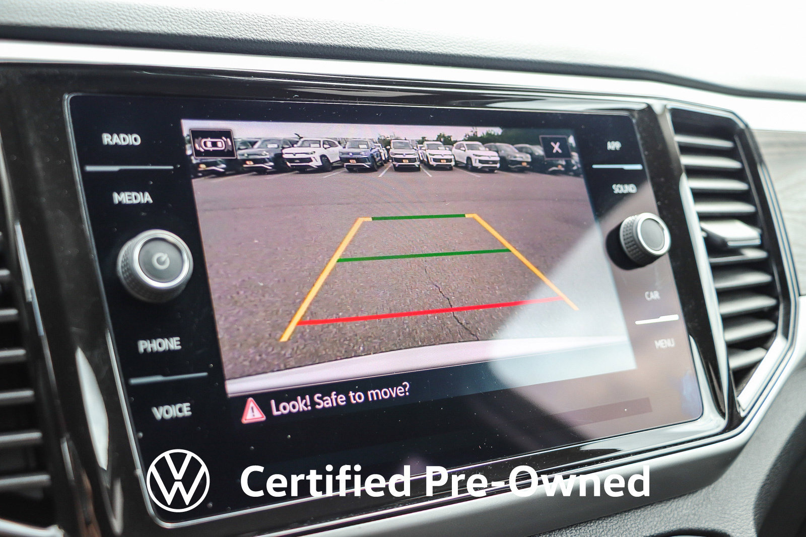 Certified 2023 Volkswagen Atlas SE FWD image 27