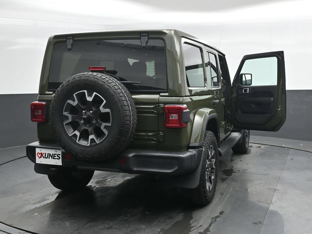 Used 2024 Jeep Wrangler Unlimited Sahara w/ Dual Top Group AWD/4WD image 45