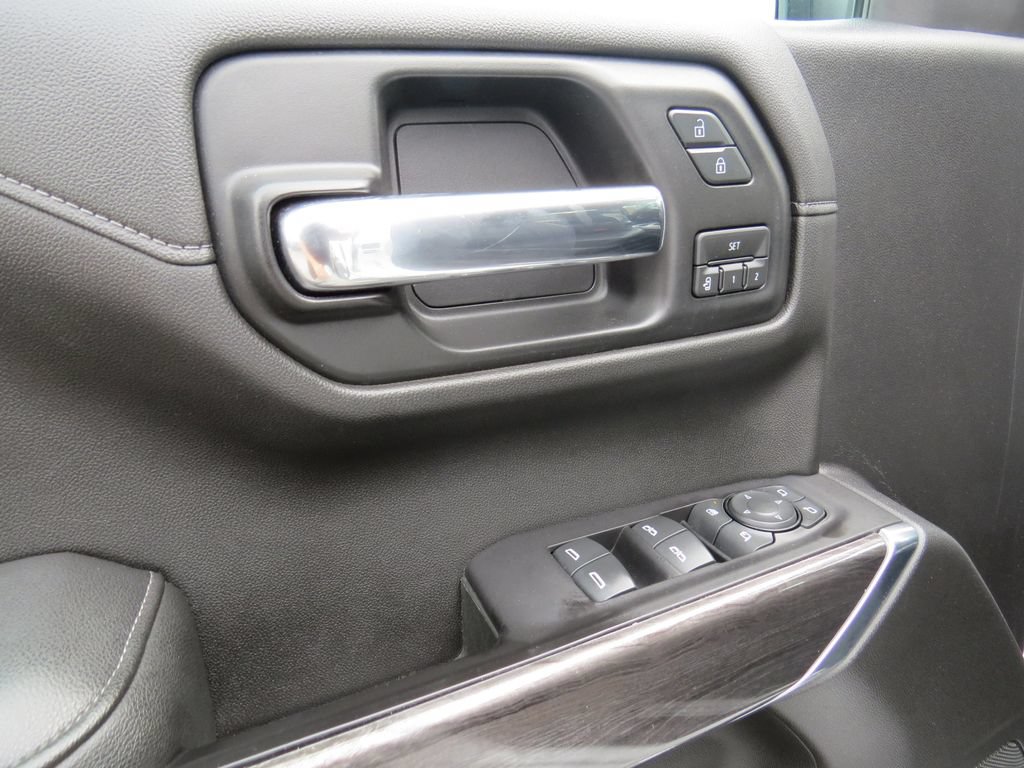 Certified 2019 Chevrolet Silverado 1500 LTZ w/ LTZ Premium Package AWD/4WD image 21