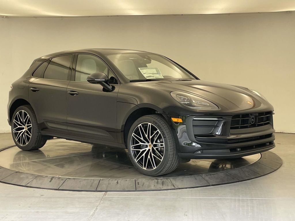 New 2026 Porsche Macan AWD/4WD image 9