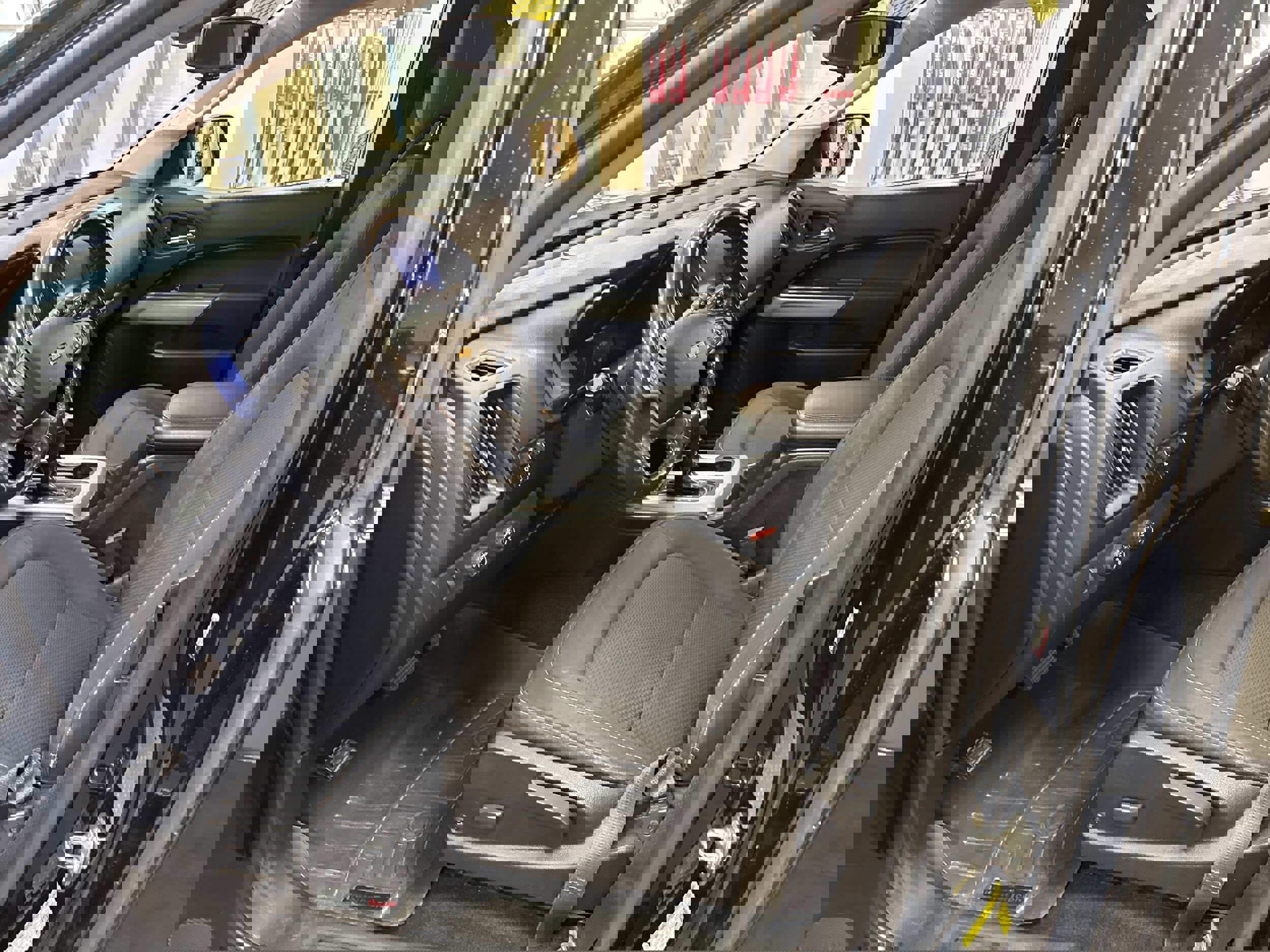 Used 2017 Chevrolet Colorado LT w/ LT Convenience Package AWD/4WD image 6