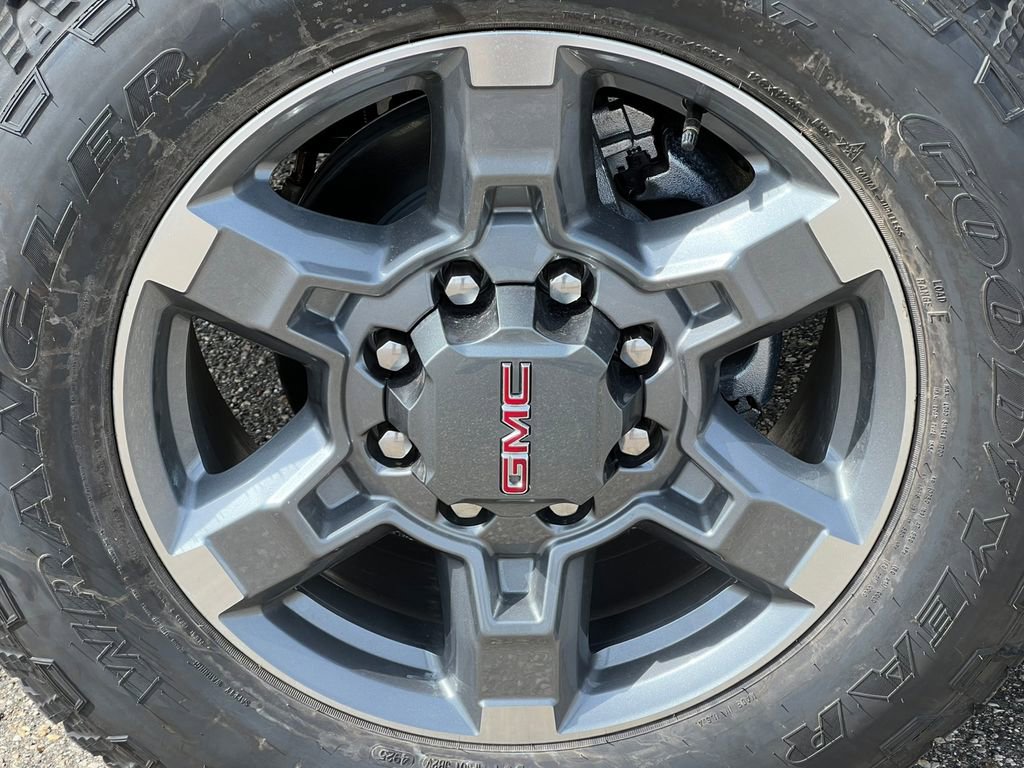 New 2026 GMC Sierra 2500 SLT w/ SLT Premium Package image 6