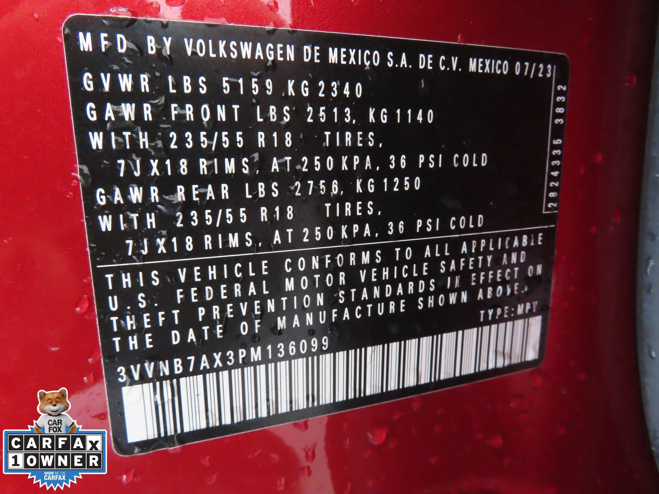 Used 2023 Volkswagen Tiguan SE w/ Panoramic Sunroof Package FWD image 31