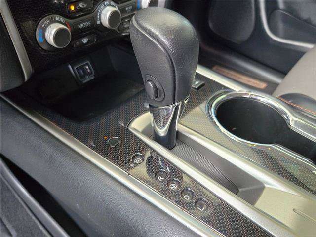 Used 2019 Nissan Pathfinder SL FWD image 18