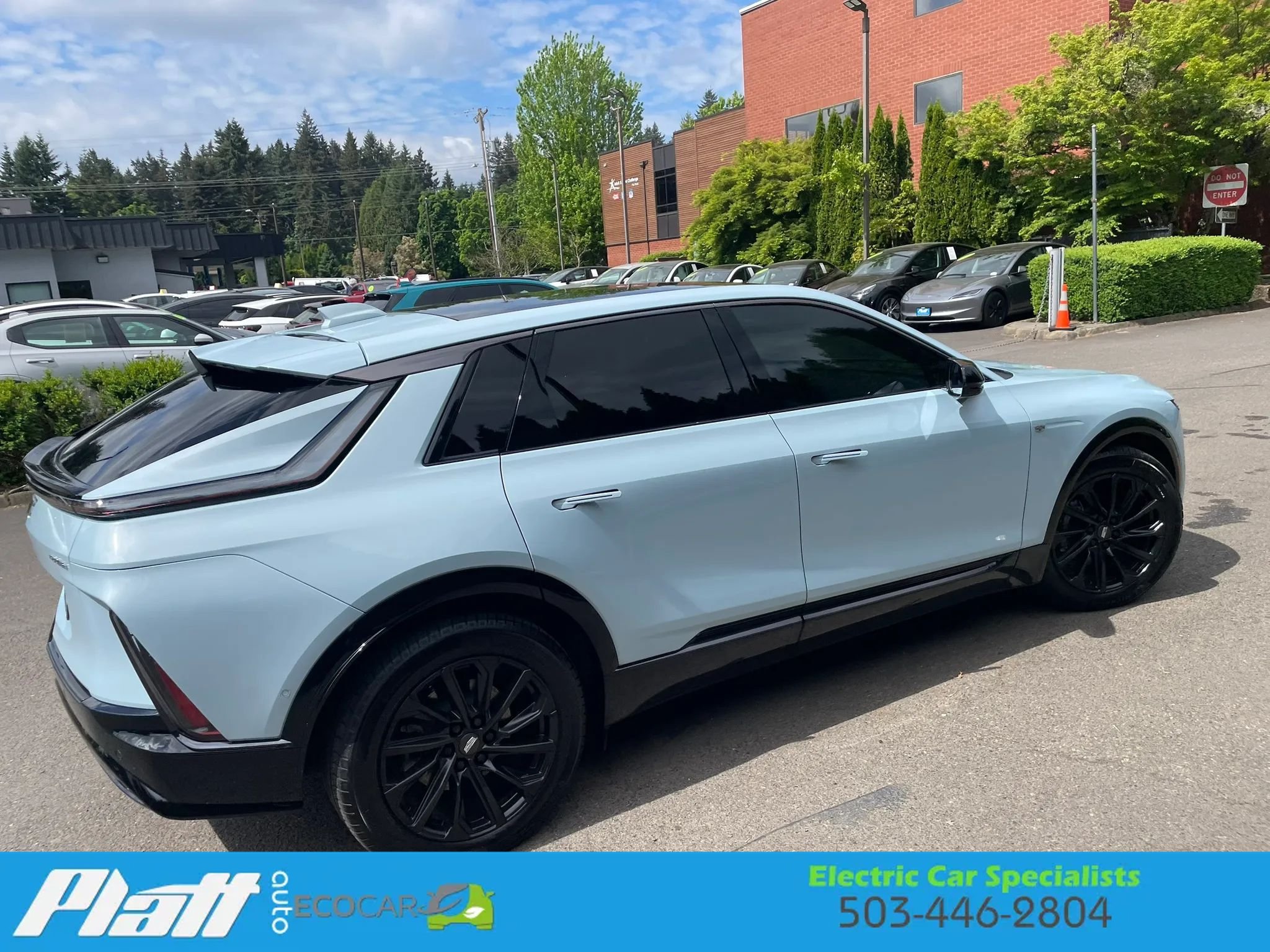 Used 2024 Cadillac Lyriq Sport AWD/4WD image 14
