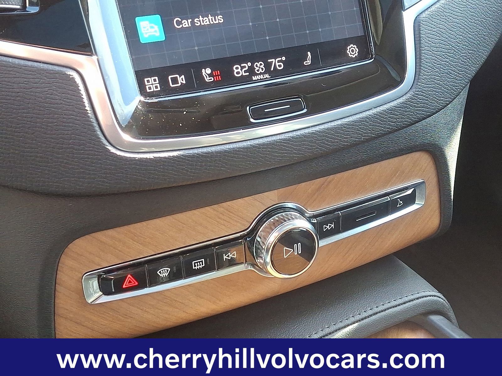 Certified 2024 Volvo XC90 B6 Plus w/ Protection Package Premier image 17