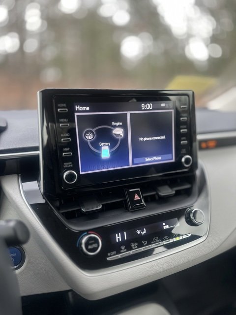 Used 2020 Toyota Corolla LE image 12