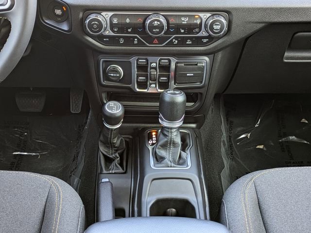 Used 2024 Jeep Wrangler Sport S image 20