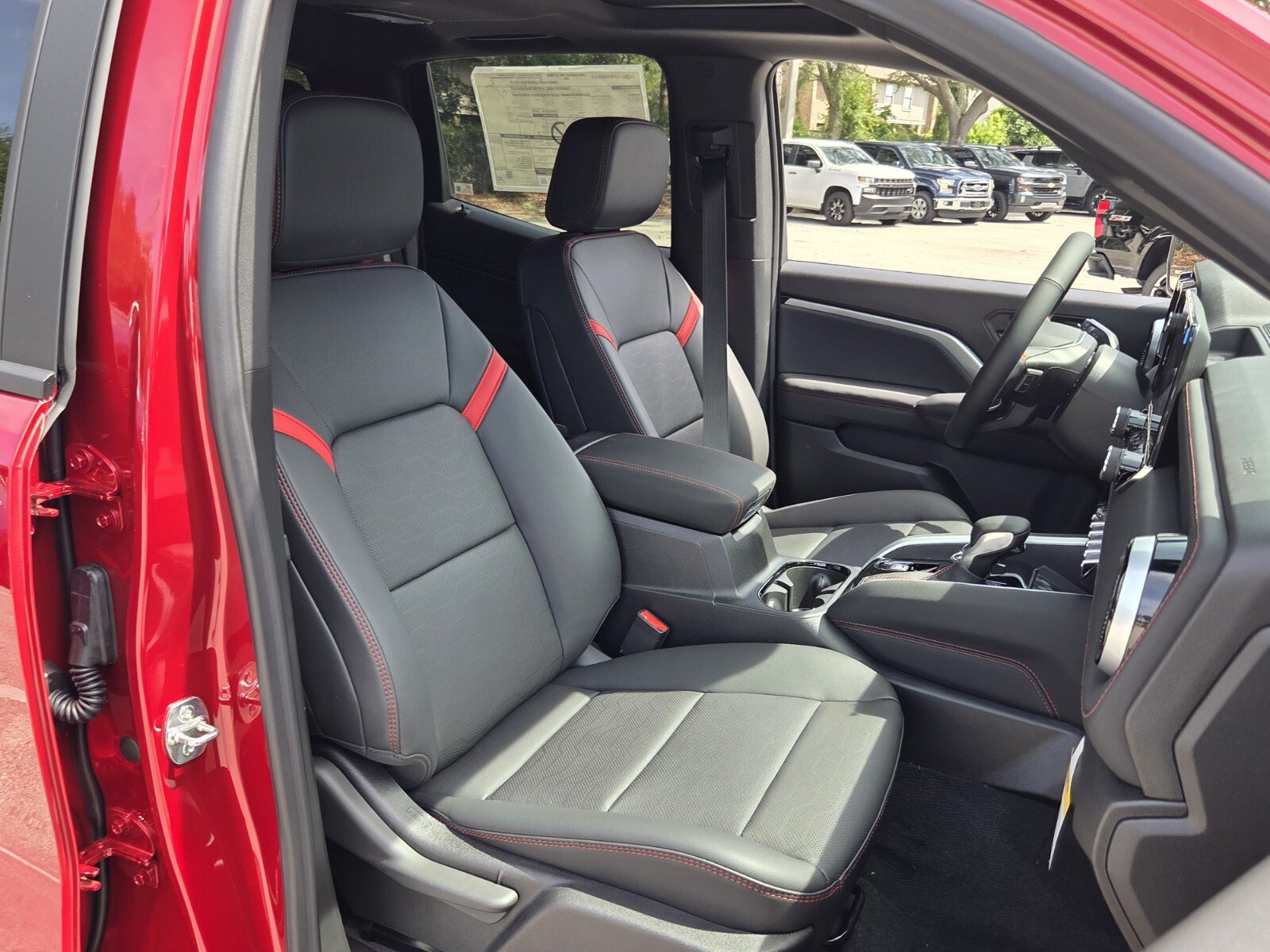 New 2026 Chevrolet Colorado Z71 w/ Technology Package AWD/4WD image 23