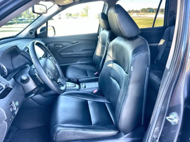 Used 2016 Honda Pilot Touring image 11
