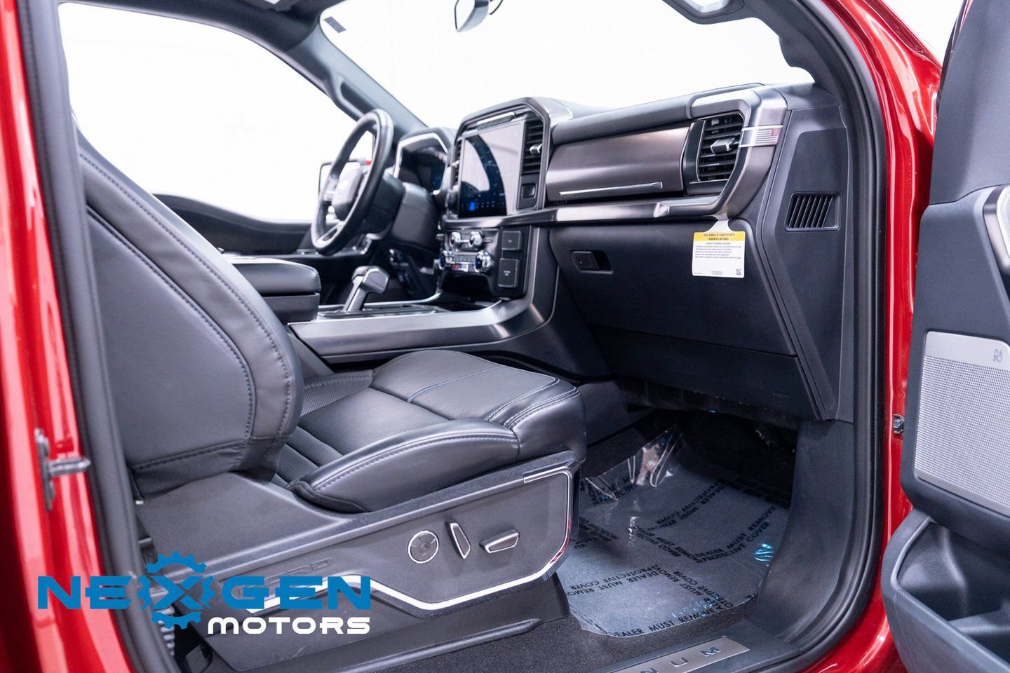 Used 2024 Ford F150 Platinum image 51