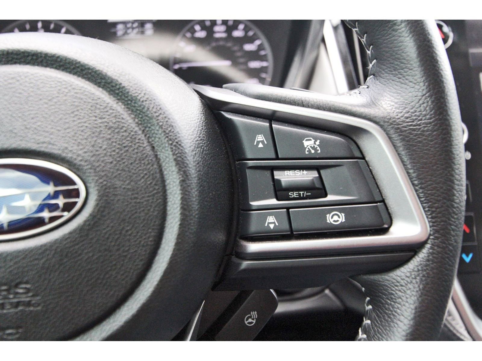 Certified 2023 Subaru Outback Limited AWD/4WD image 16