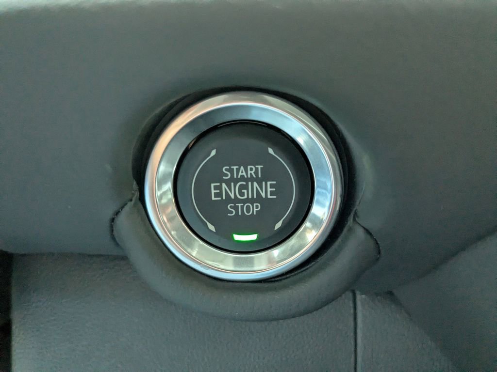 New 2025 Chevrolet Suburban High Country image 32