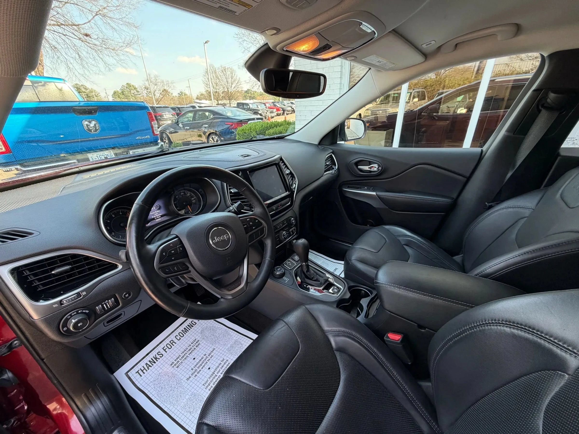 Used 2019 Jeep Cherokee Limited AWD/4WD image 21