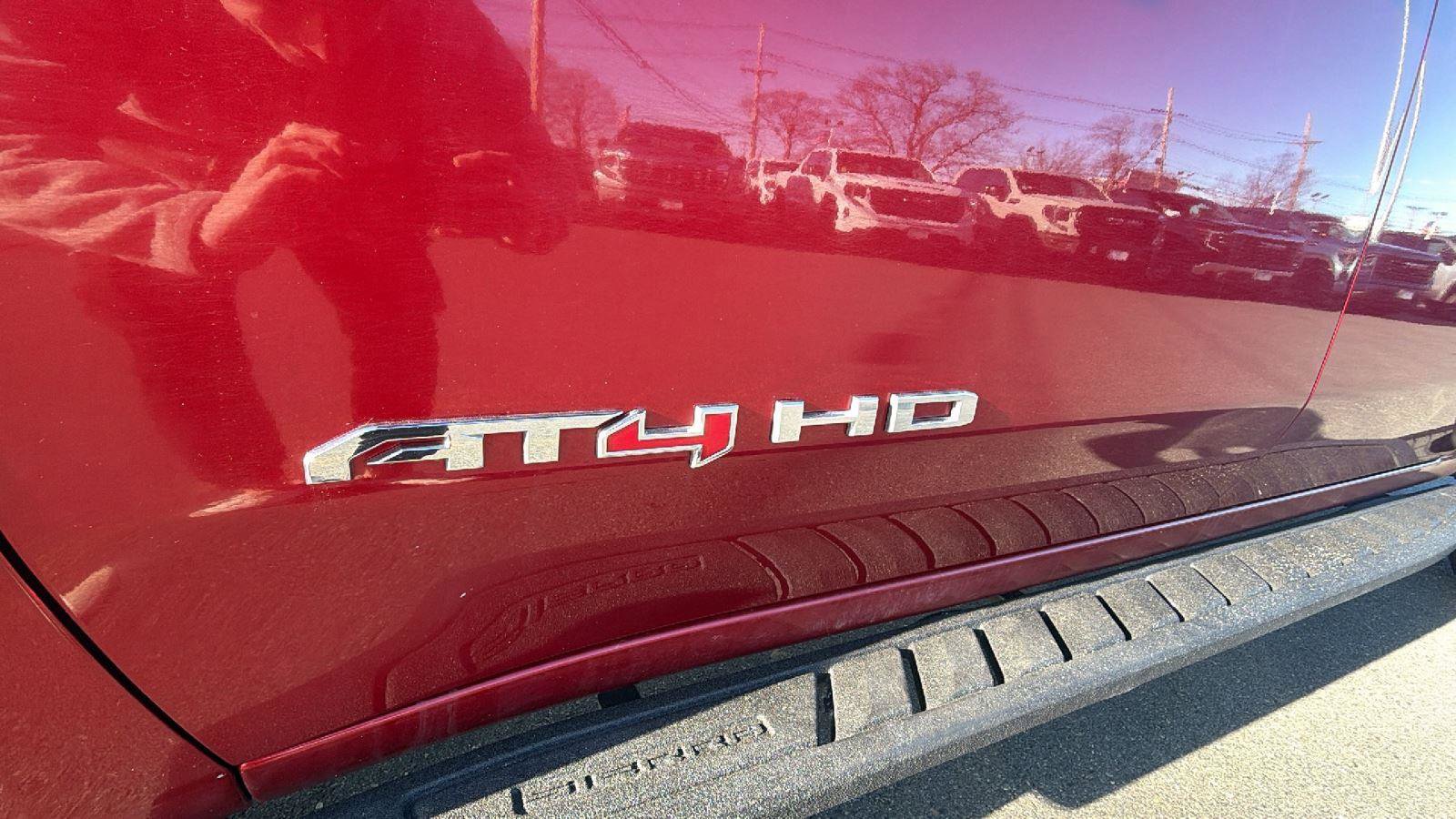 Certified 2021 GMC Sierra 2500 AT4 w/ AT4 Premium Plus Package image 10