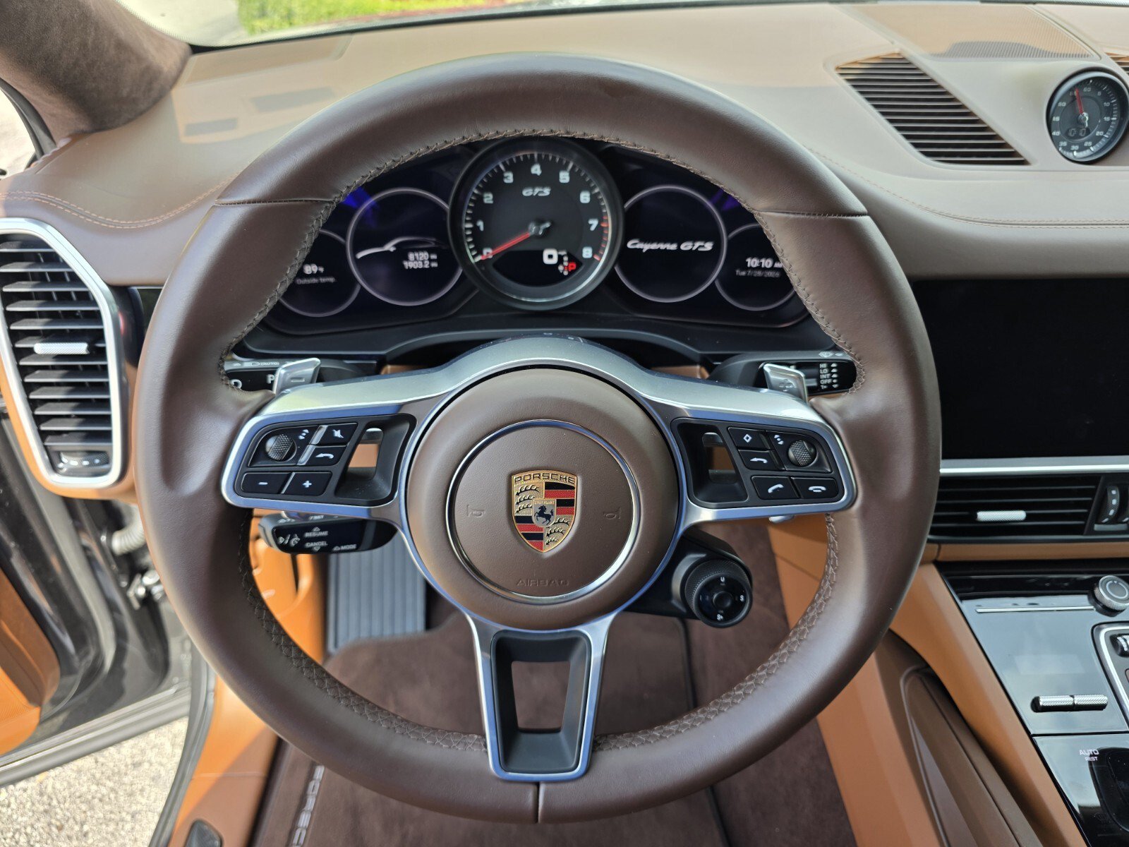 Used 2023 Porsche Cayenne GTS AWD/4WD image 17