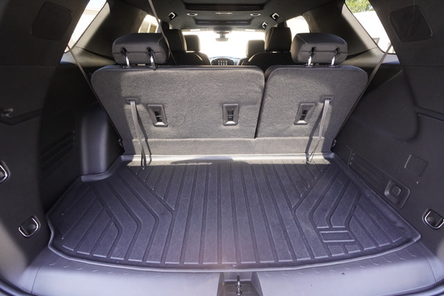 Used 2023 Chevrolet Traverse Premier w/ Redline Edition FWD image 29
