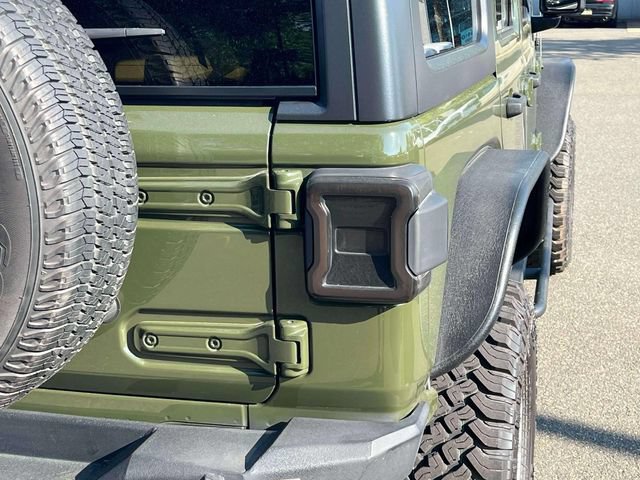 Used 2021 Jeep Wrangler Unlimited Sport AWD/4WD image 9