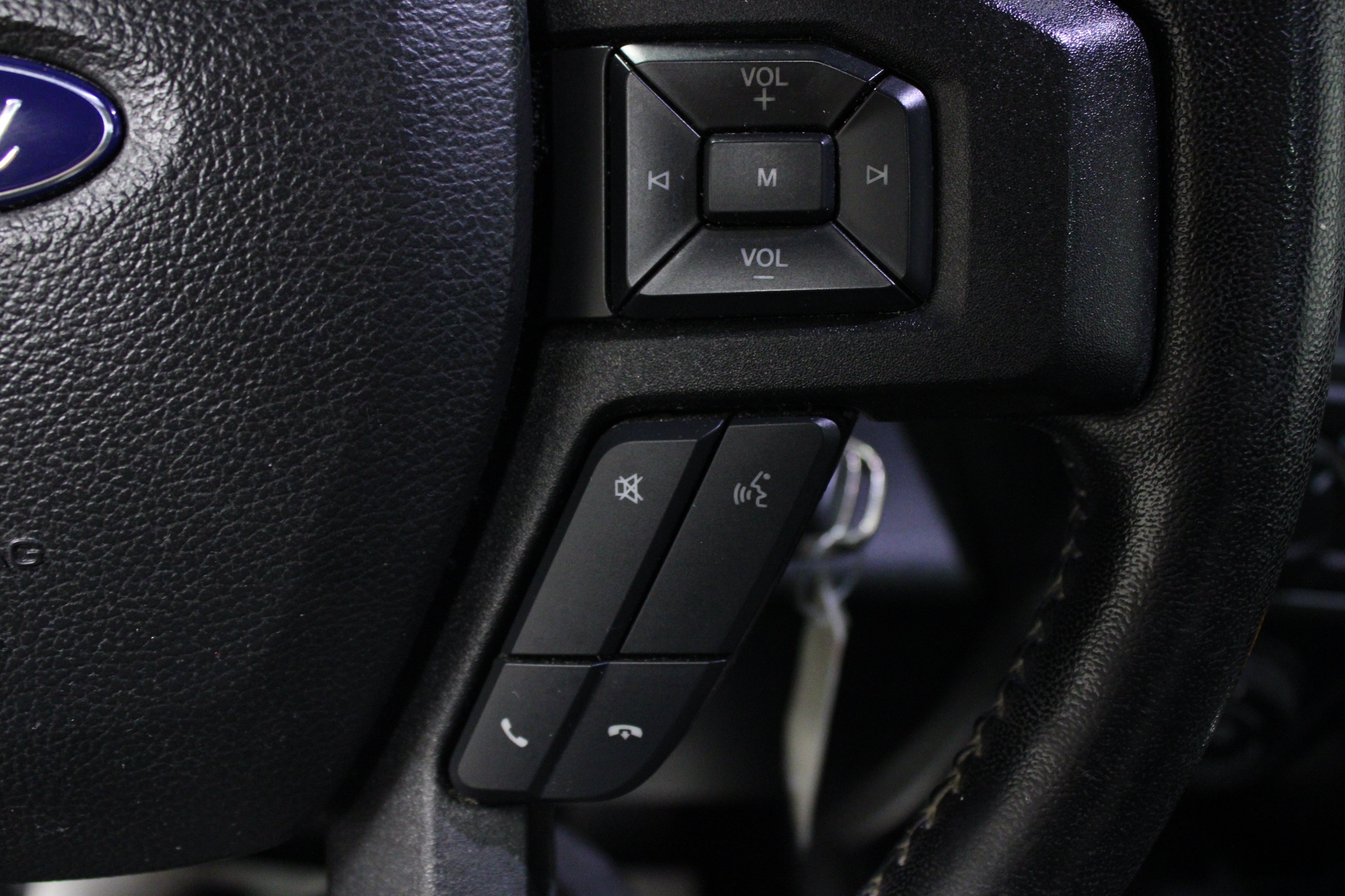 Used 2018 Ford F150 XLT w/ Equipment Group 302A Luxury AWD/4WD image 22