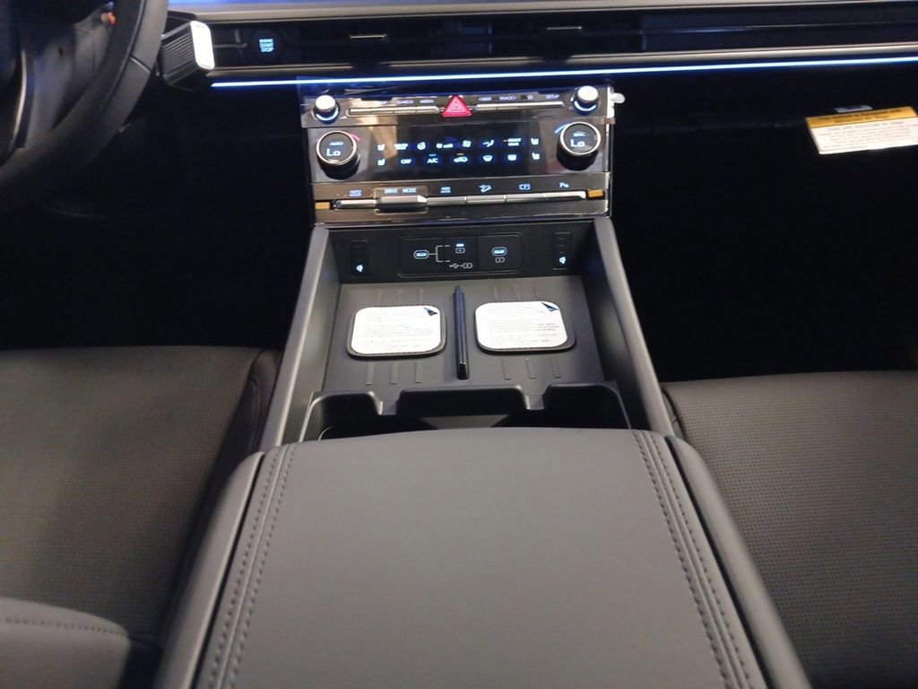 New 2026 Hyundai Santa Fe Calligraphy image 11