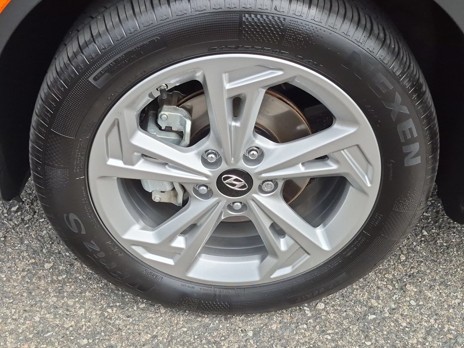 Used 2023 Hyundai Kona SEL FWD image 12