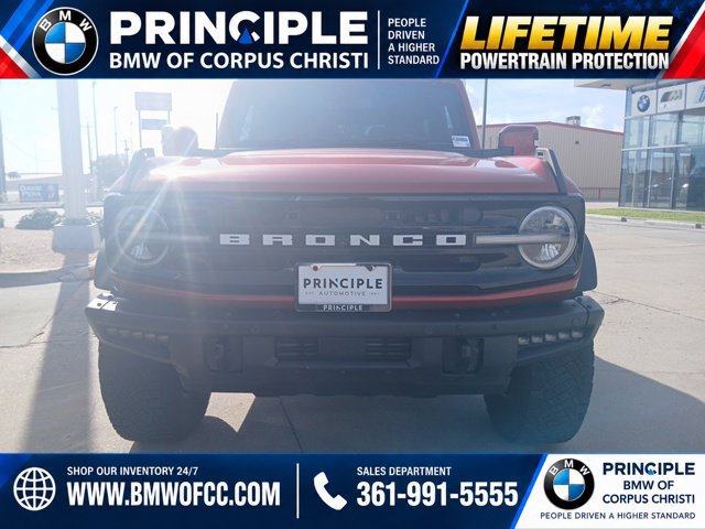 Used 2023 Ford Bronco Outer Banks w/ Sasquatch Package AWD/4WD image 3