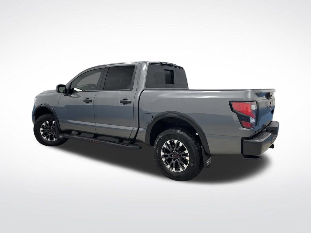 Used 2024 Nissan Titan PRO-4X w/ Pro-4x Utility Package image 3
