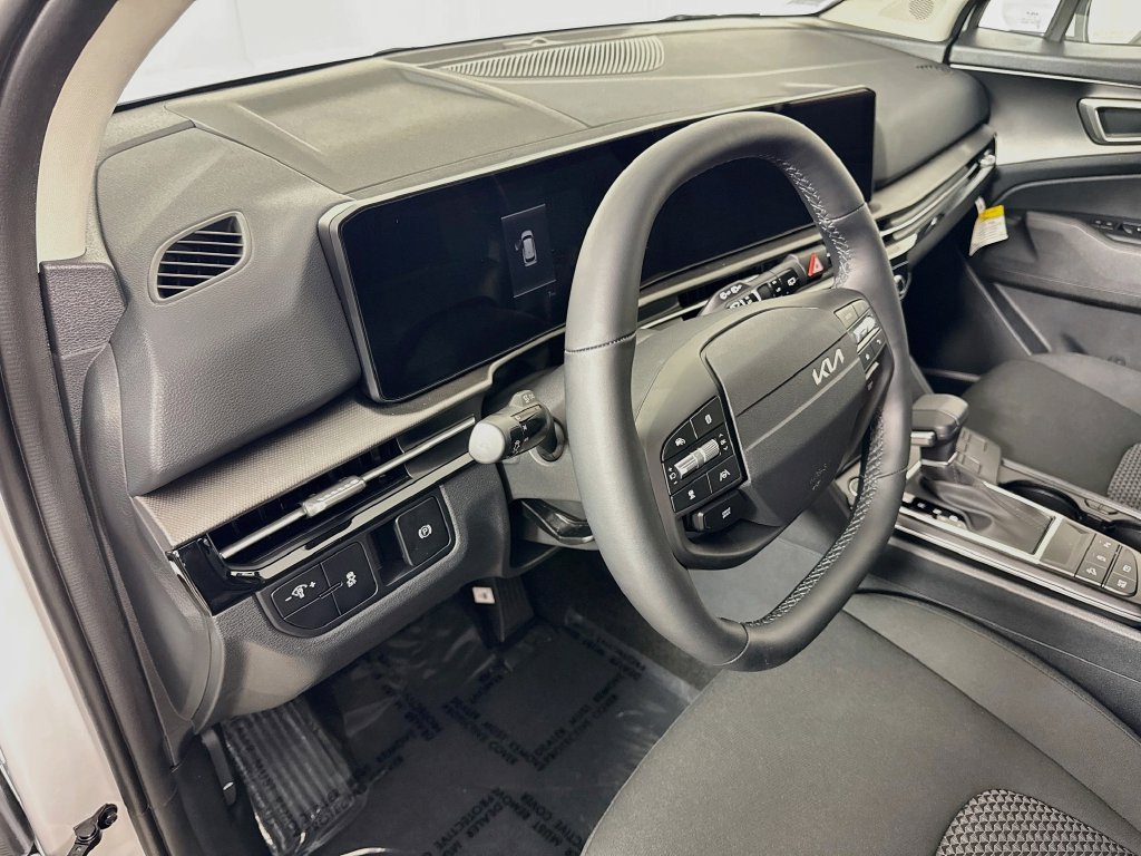 New 2026 Kia Sportage LX w/ LX Convenience Package AWD/4WD image 9