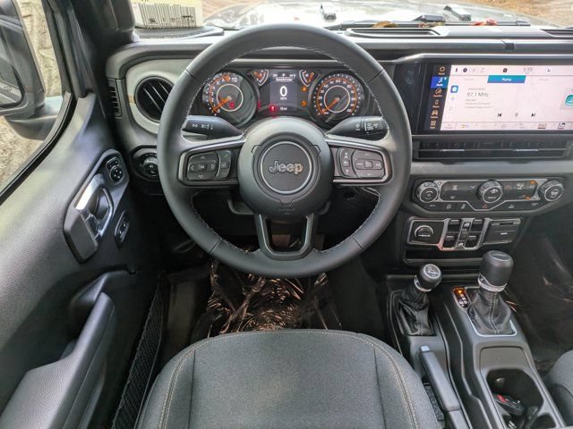 New 2026 Jeep Gladiator Sport AWD/4WD image 14