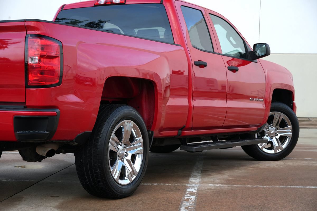 Used 2018 Chevrolet Silverado 1500 Custom w/ Custom Convenience Package RWD image 34