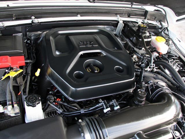 Used 2025 Jeep Wrangler Unlimited Rubicon image 34